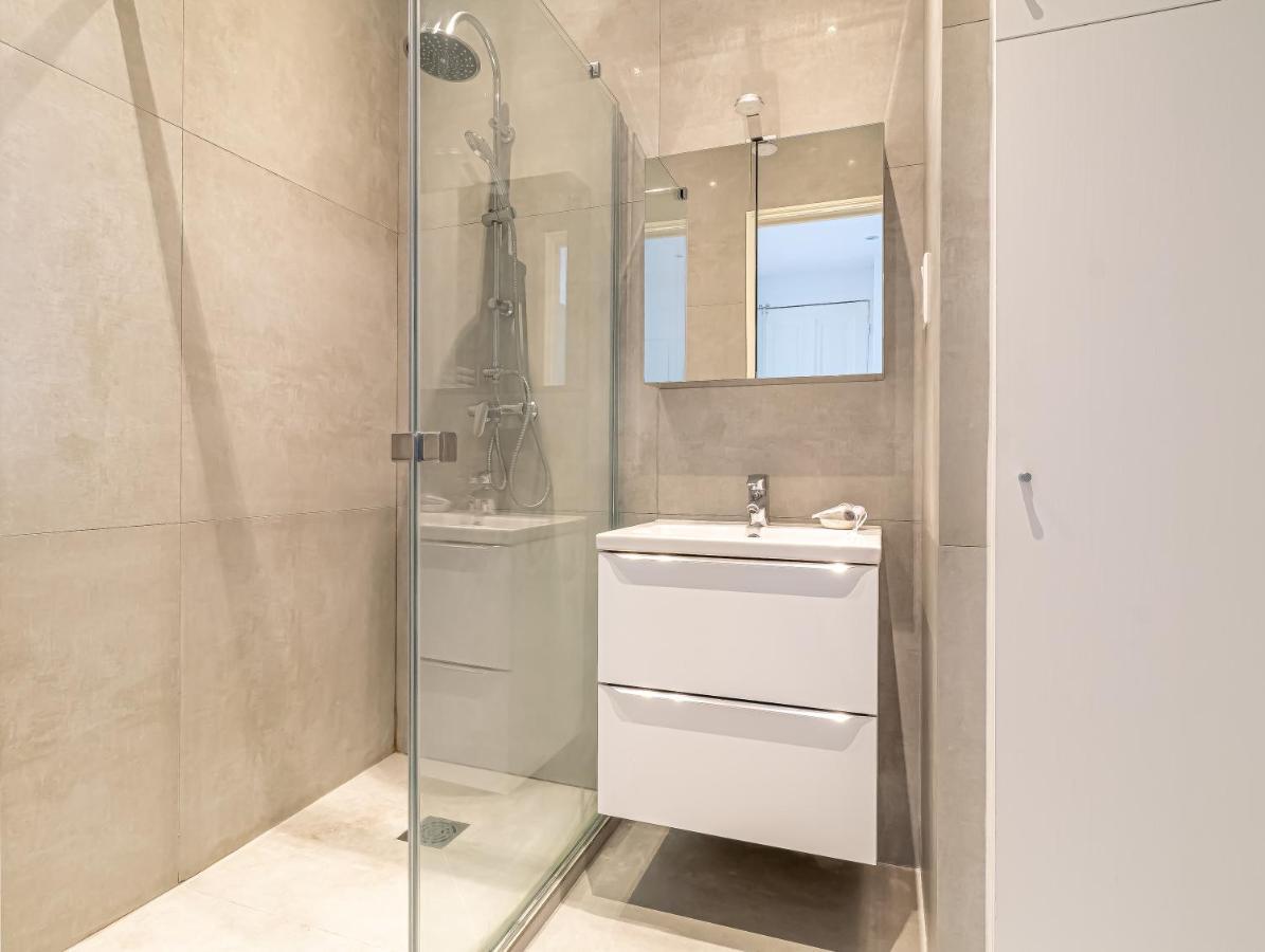 Stunning Flat By The Beach, Carre D'or-negresco Appartamento
