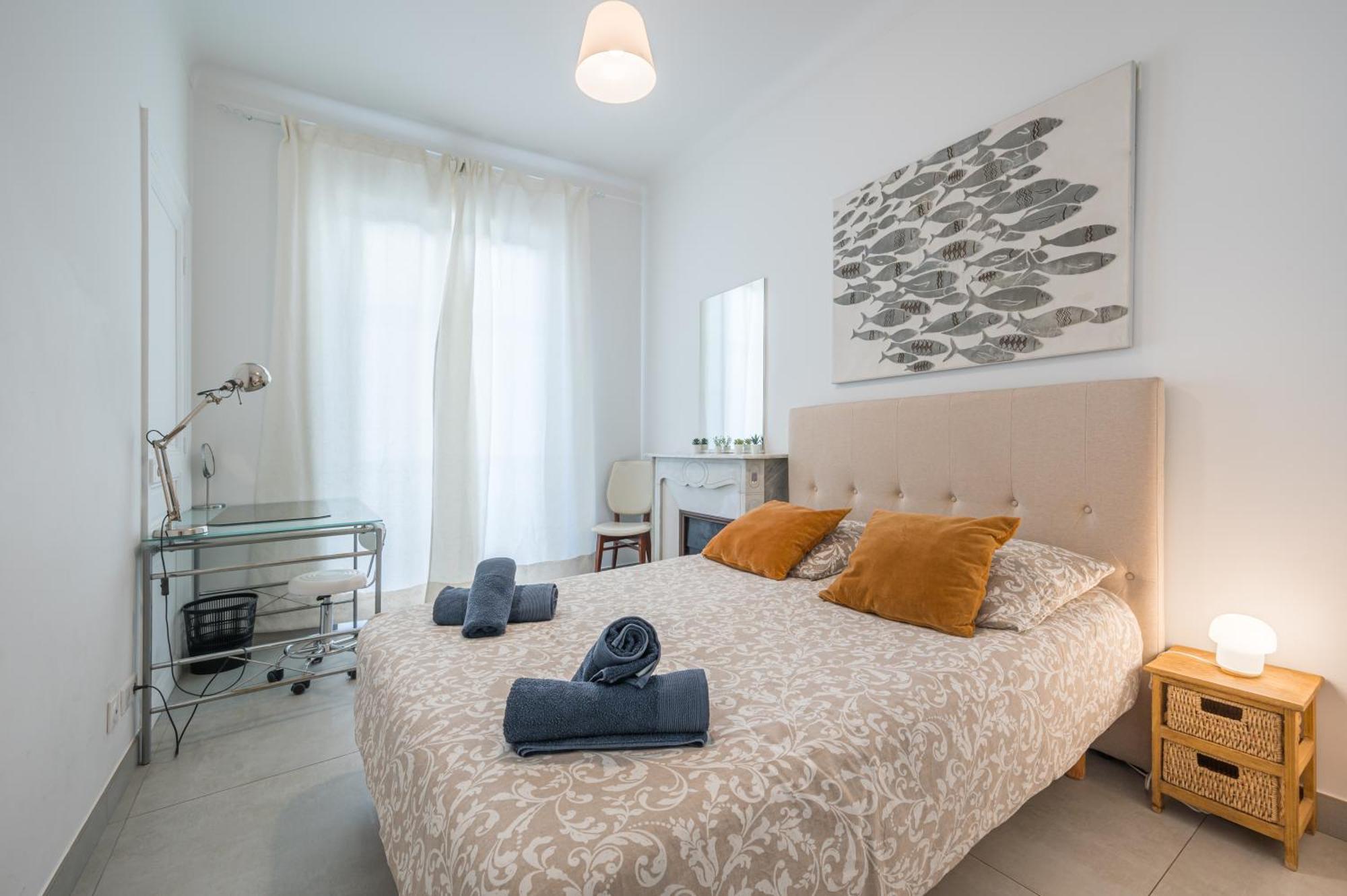 Stunning Flat By The Beach, Carre D'or-negresco Appartamento
